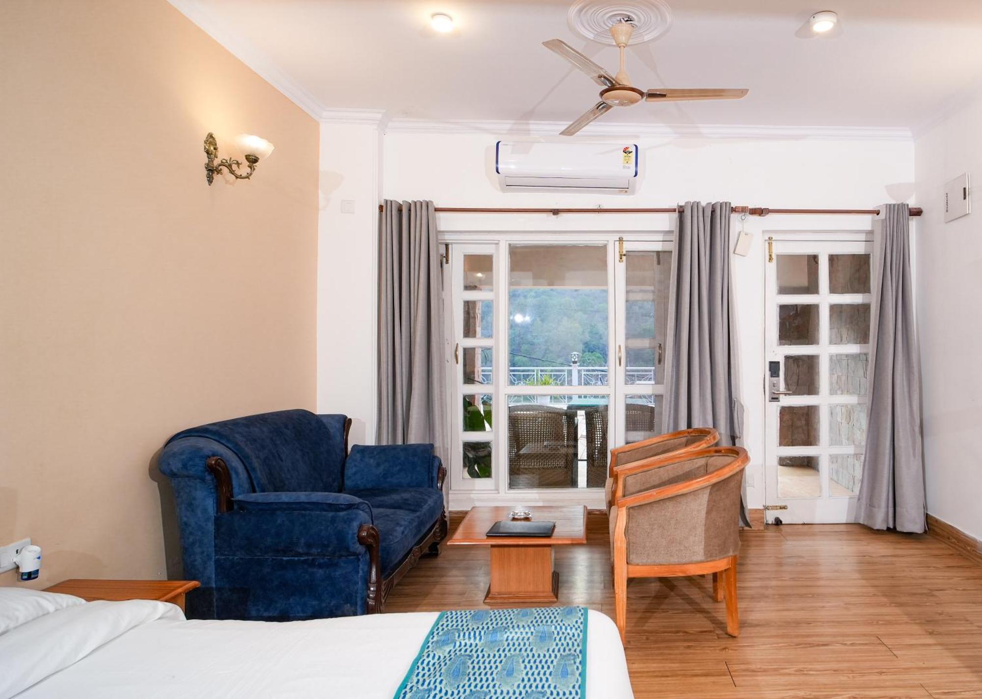 Neelesh Inn- A Luxury Lake View Hotel- 20 Kms From Nainital Bhīm Tāl Екстериор снимка