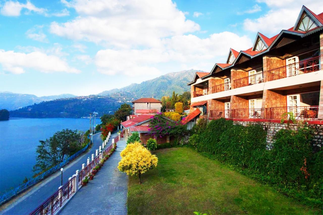 Neelesh Inn- A Luxury Lake View Hotel- 20 Kms From Nainital Bhīm Tāl Екстериор снимка